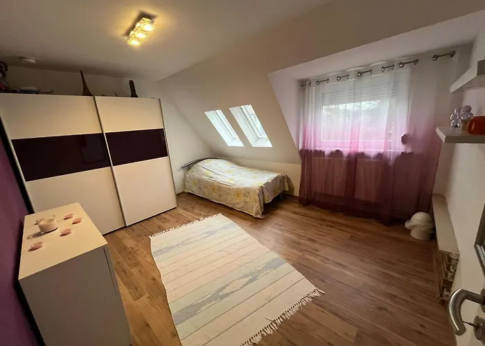 Schickes 110Qm Ferienhaus In Naehe Vw, Messe,Dez Und Orangerie
