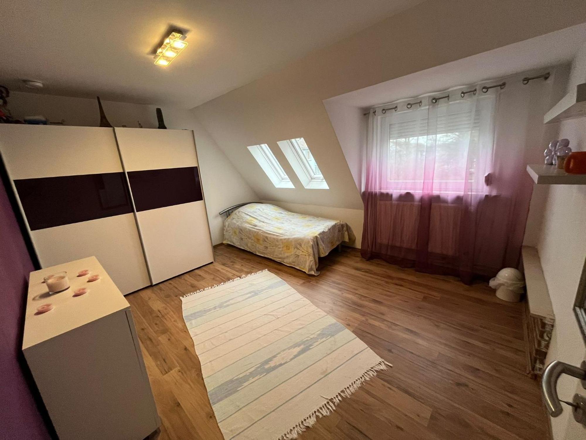 Schickes 110qm In Naehe Vw, Messe,dez Und Orangerie Cassel
