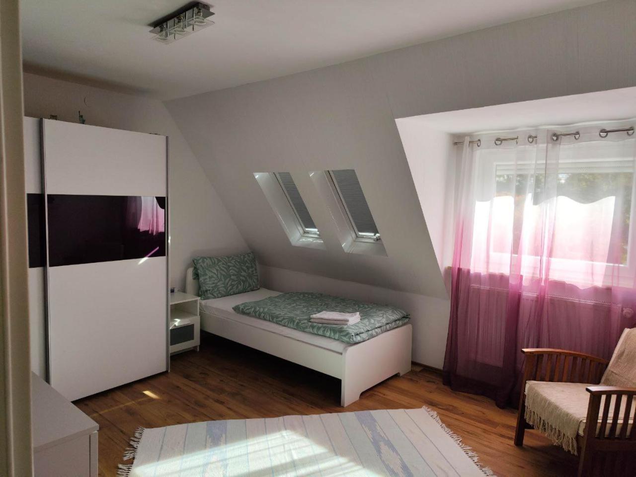 Apartment Schickes 110qm In Naehe Vw, Messe,dez Und Orangerie